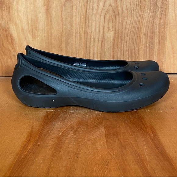 Womens 7 Crocs Kadee Flats Black SEF1503 - Picture 1 of 8